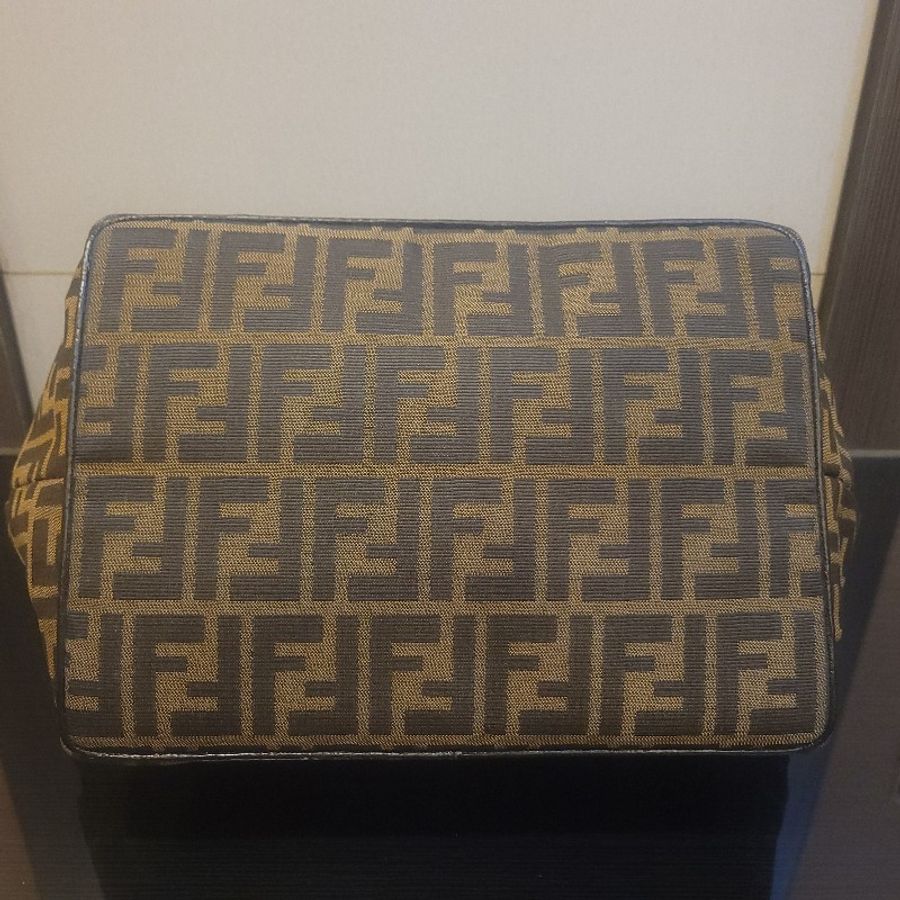 〔降價出清〕Fendi 老花 手提包 極新-6