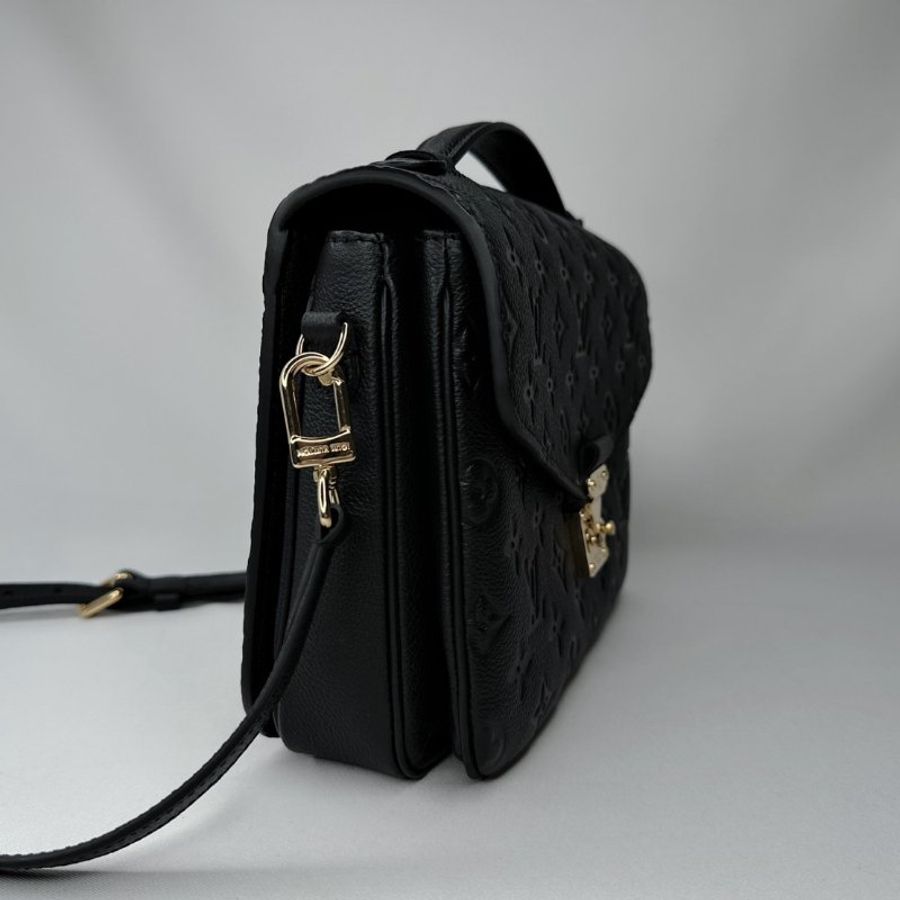LV POCHETTE MÉTIS黑壓紋郵差包-3