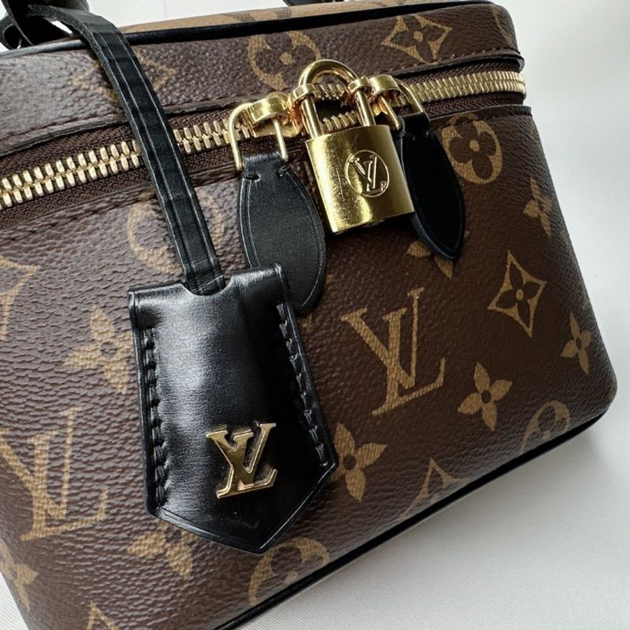 LV Vanity PM鏈帶化妝箱包-7
