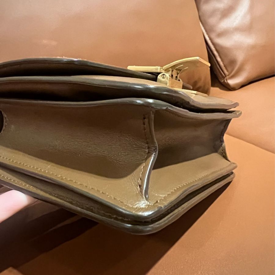 實拍 停產絕版品❗️celine classic box 豆腐包 經典 焦糖色 金棕色 小號 實用 百搭 質感-12