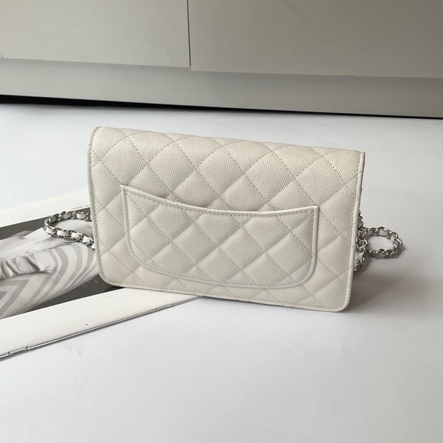 Chanel 白荔枝皮Woc-1