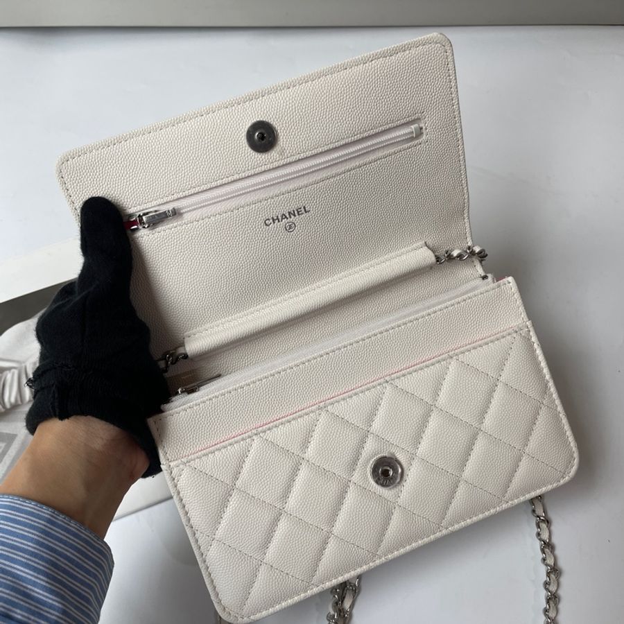 Chanel 白荔枝皮Woc-2