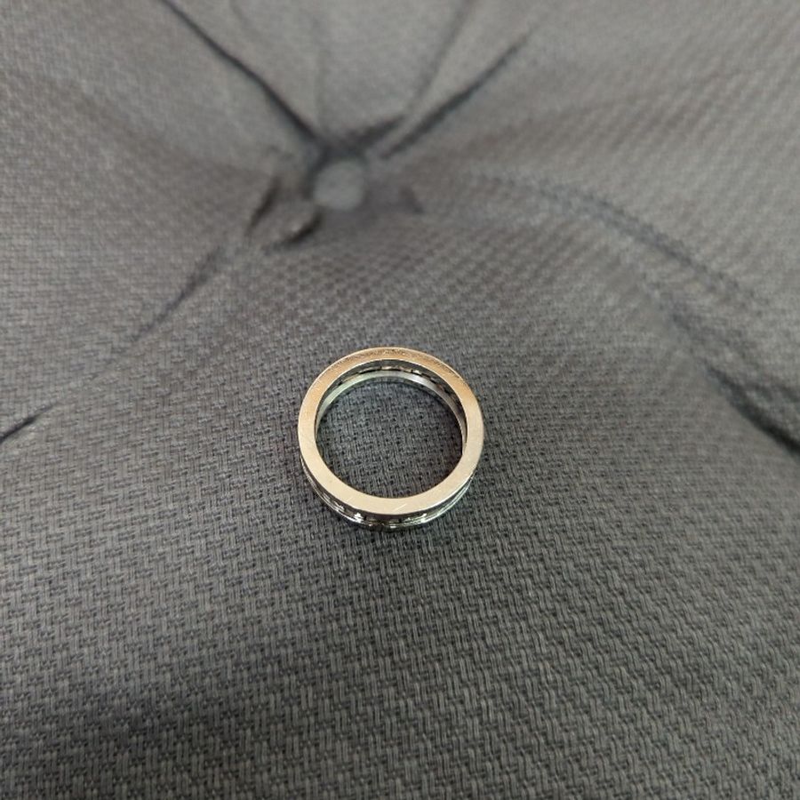Bvlgari B.zero1 18K 白金單圈戒指 57mm,螺旋飾以鏤空品牌標誌-7