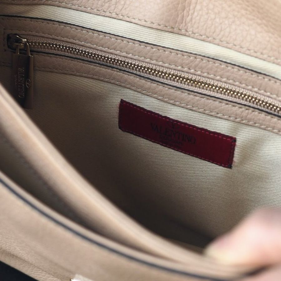Valentino vintage 素面荔枝紋手提包-6