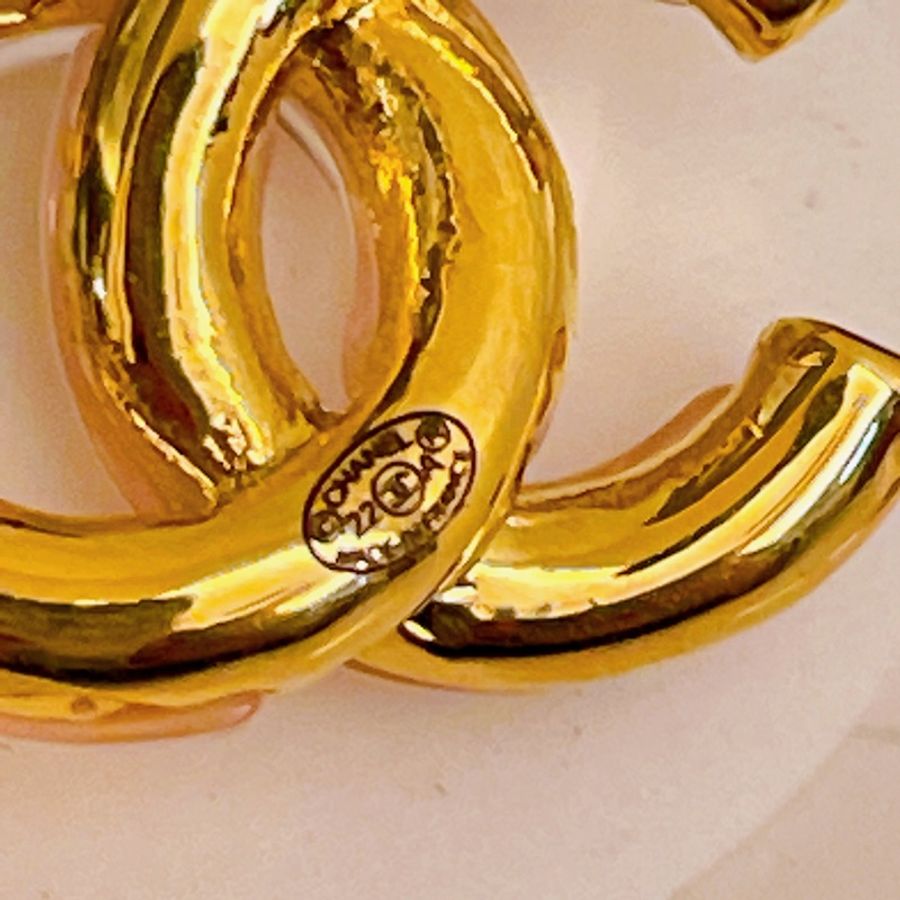 近新✨香奈兒 CHANEL經典雙C LOGO造型穿式耳環(粉紅/金色)-5