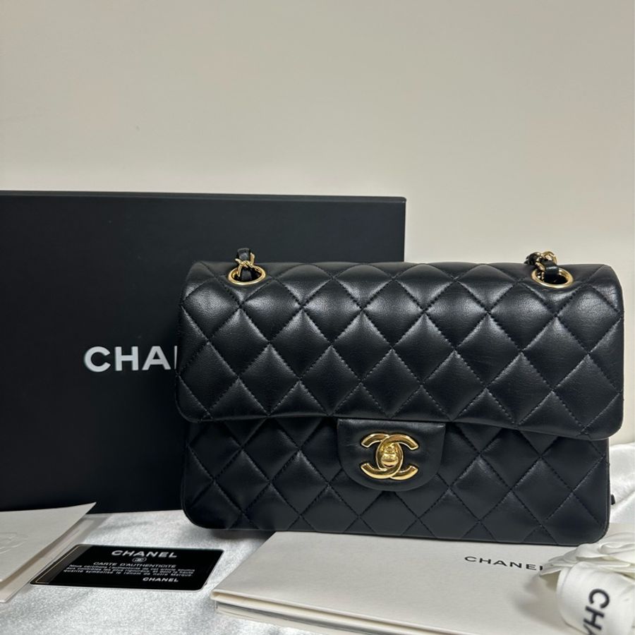 Chanel small cf 23 小號 classic double flap 羊皮lambskin black GHW 預訂貨品-0