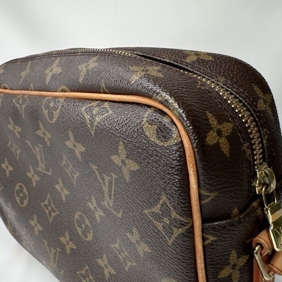 LV 老花航空記者斜背包-8