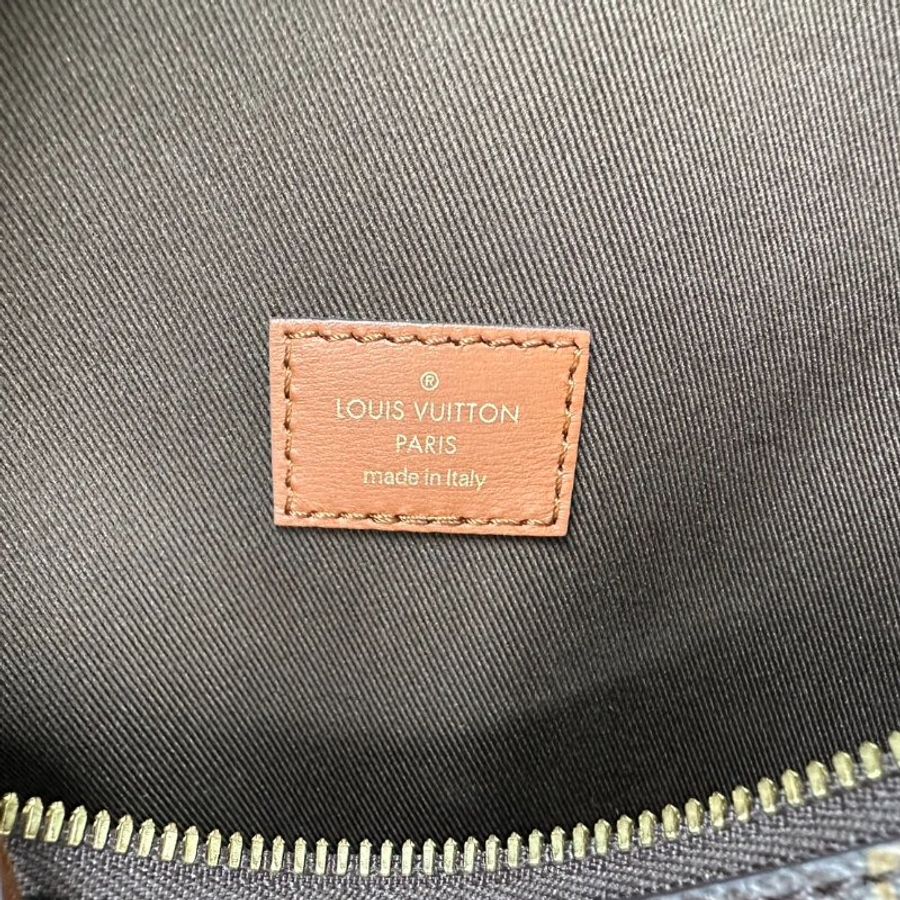 LV Loop Hobo大月亮包-7