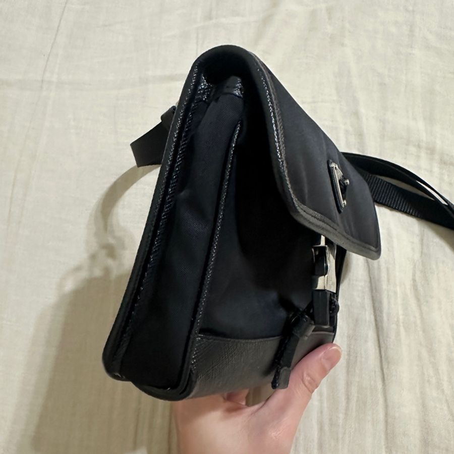 Re-Nylon 和 Saffiano皮革智能手機保護套-3