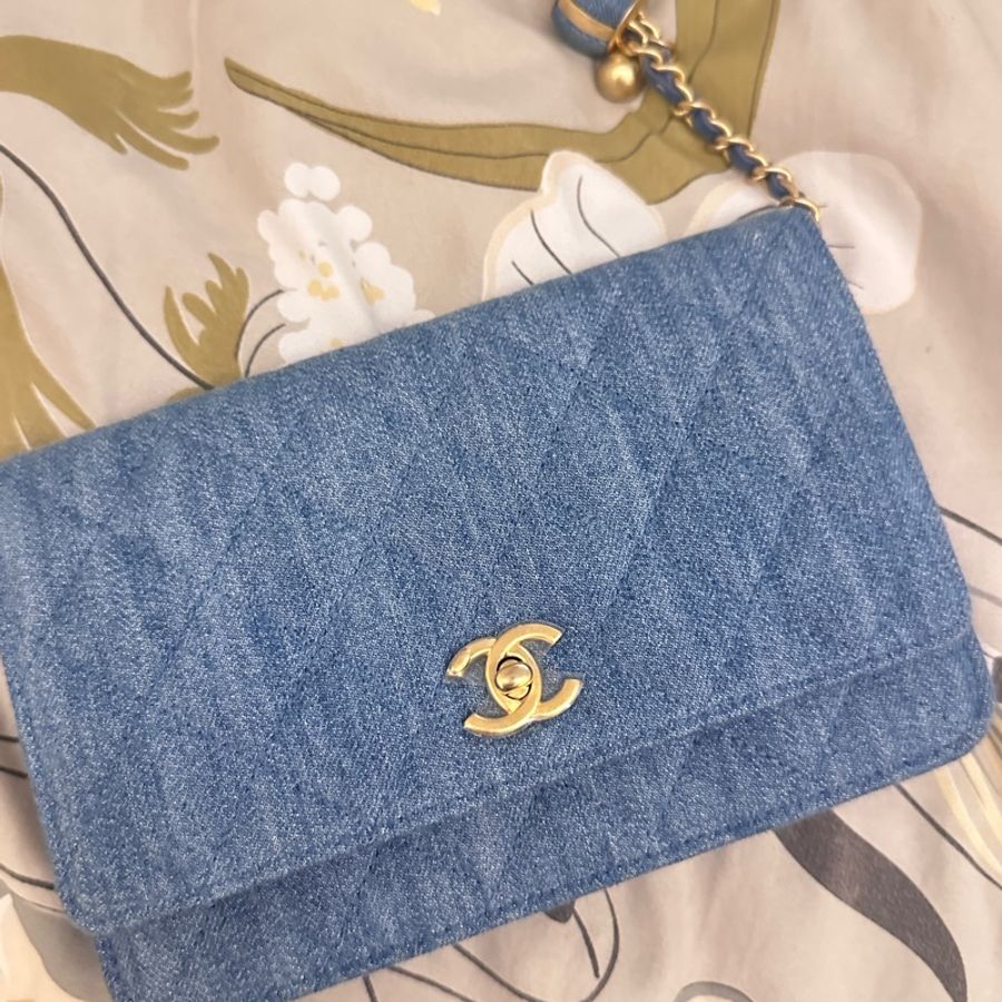 Chanel 牛仔金球woc-2