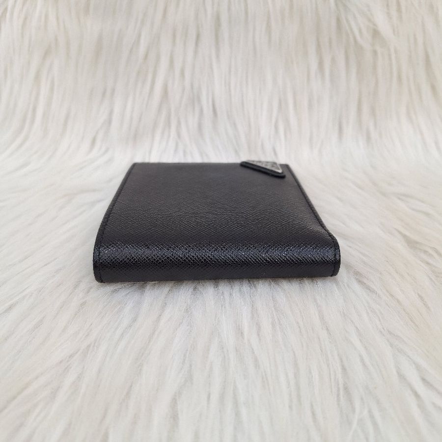 大降價PRADA 琺瑯 三角牌 黑色 防刮牛皮 信用卡/ 男短皮夾-5