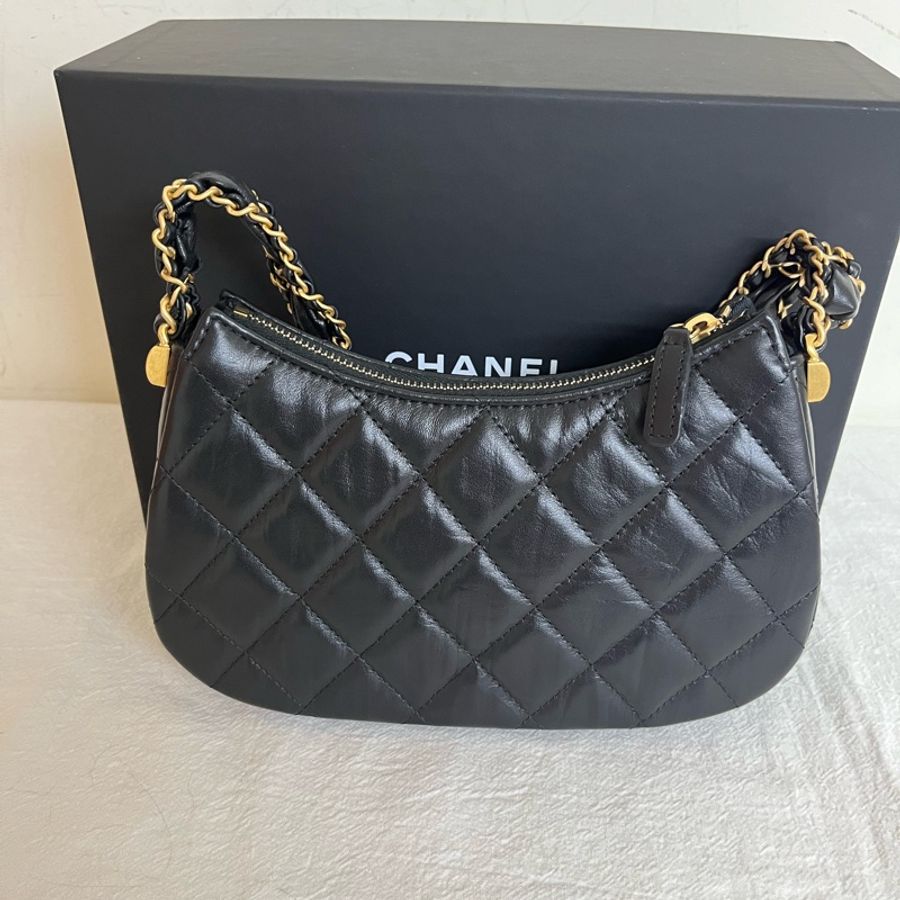 Chanel 23k 19 腋下包-8