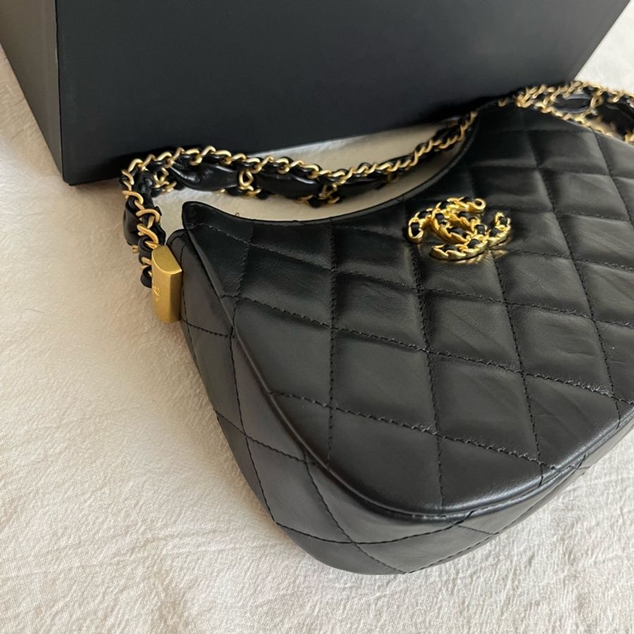 Chanel 23k 19 腋下包-13