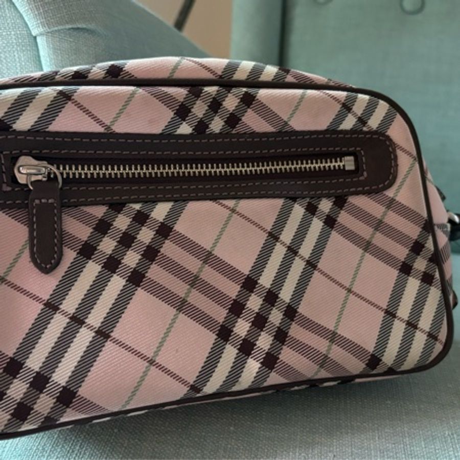 正品二手櫻花粉Burberry藍標相機包-6