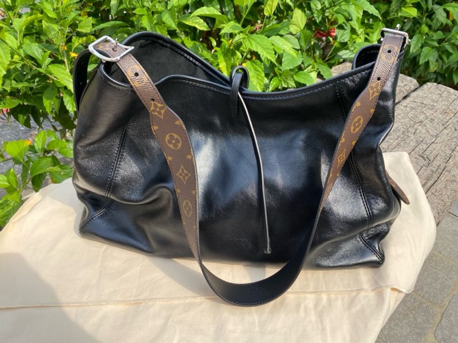 近新LV黑色全皮CarryAll Dark MM側背斜挎包M25143-6