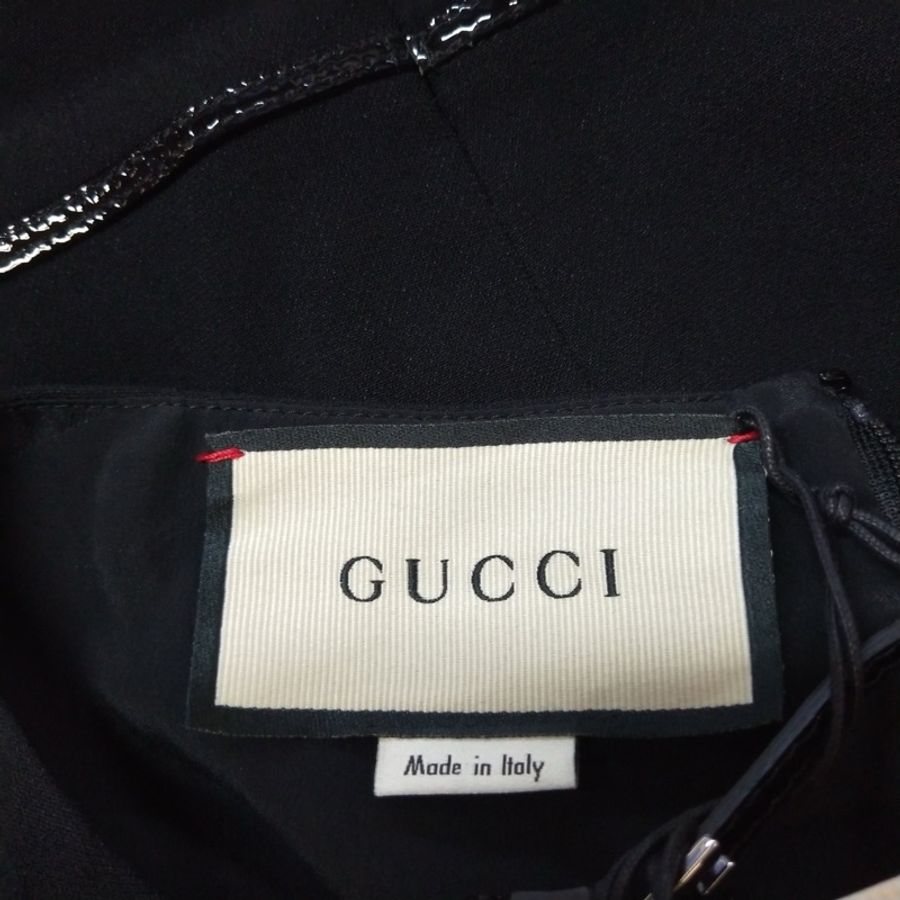 Gucci 純色V領收腰短袖連衣裙XS碼-5