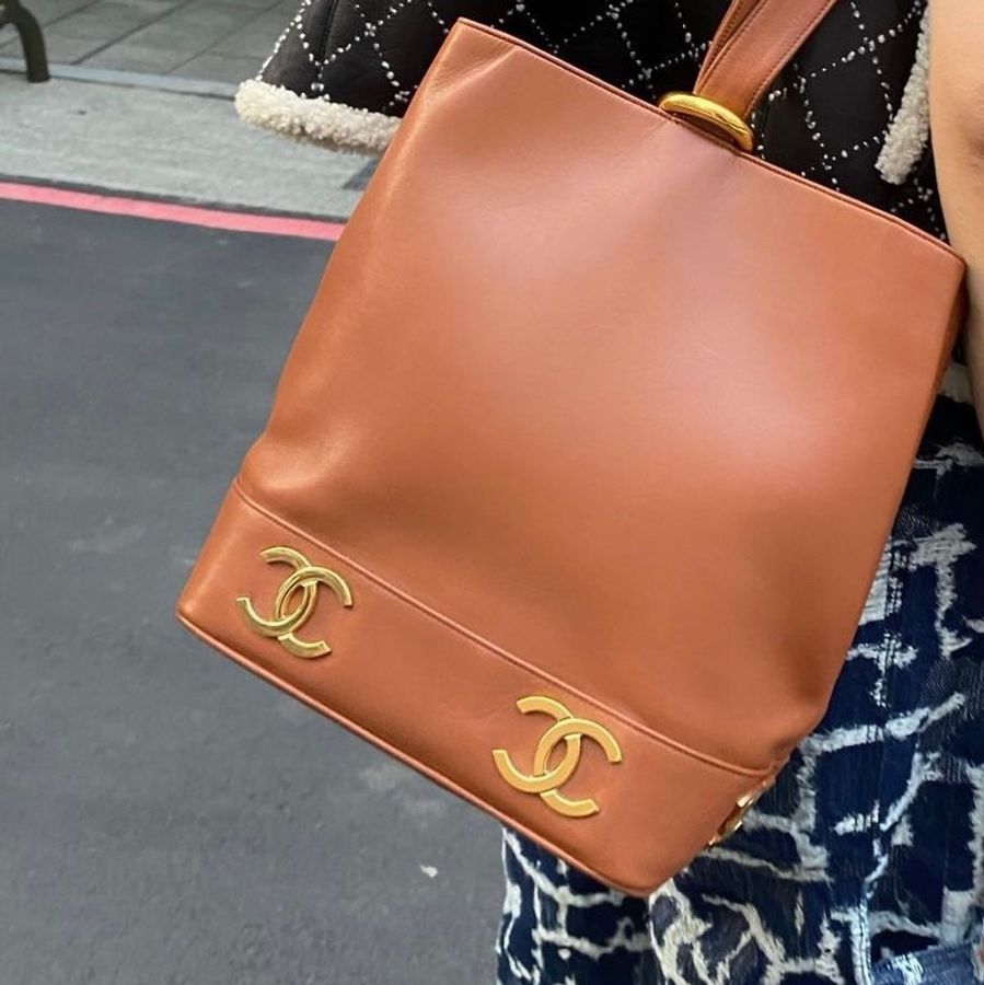 chanel vintage 6logo 焦糖色 焦糖粽 單肩背-3