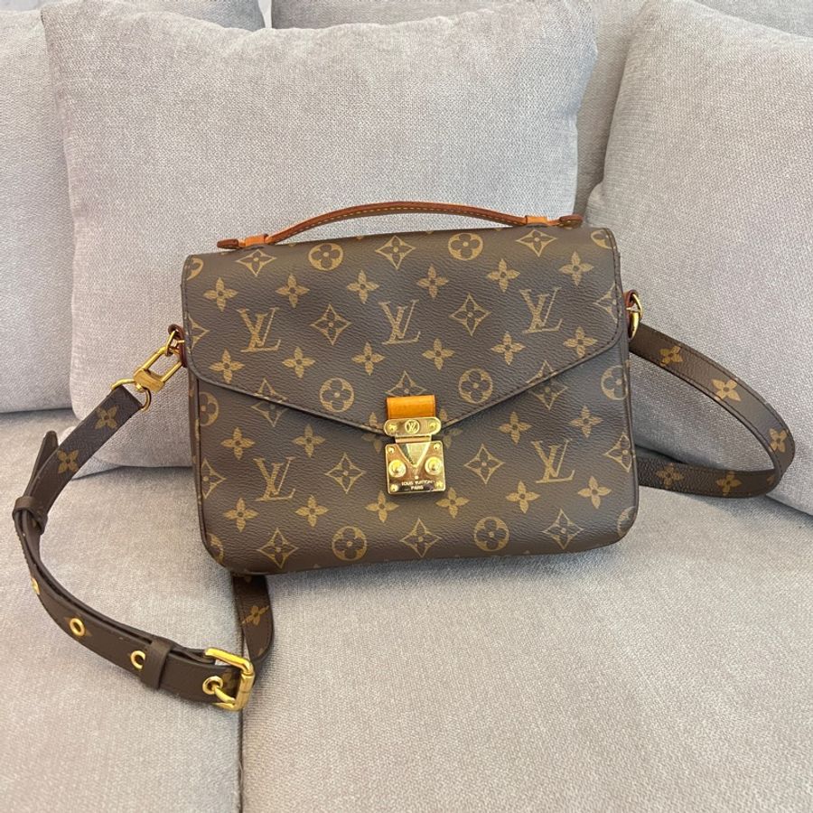 LOUIS VUITTON Pochette Metis 老花郵差兩用包 M44875-1