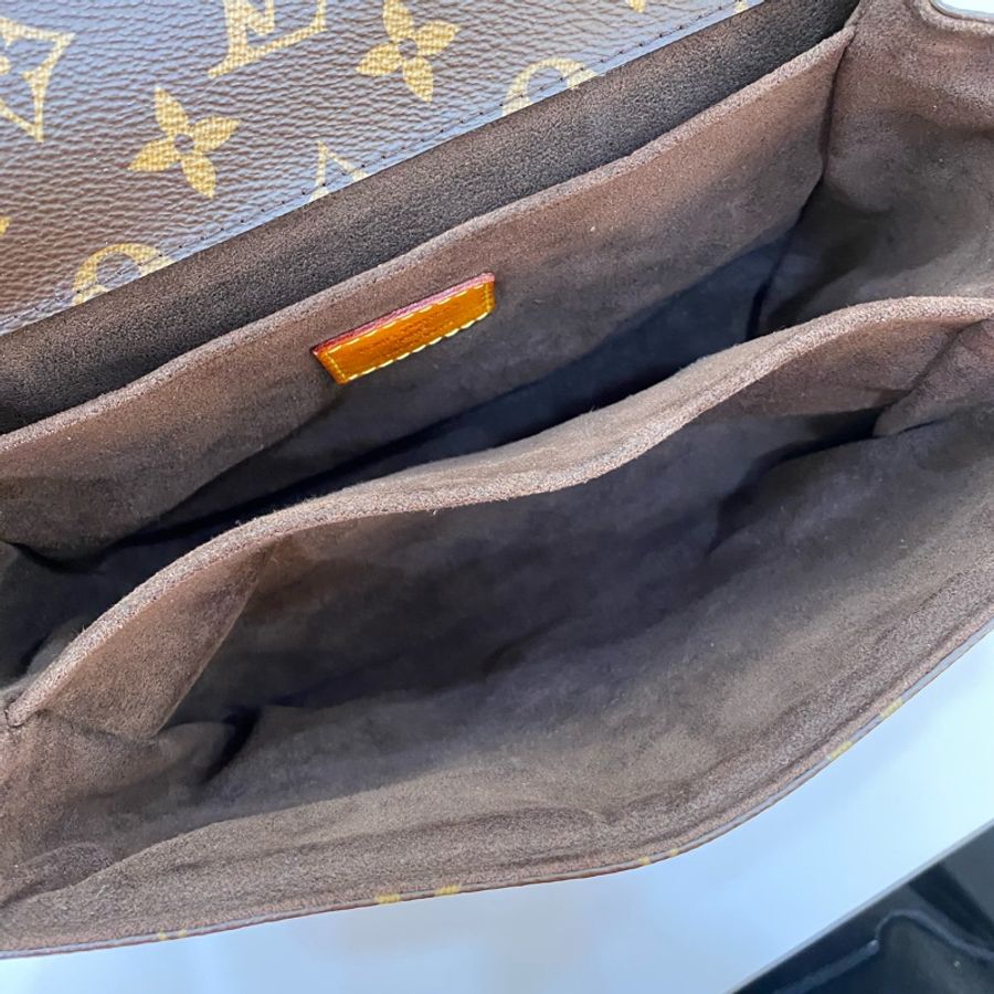 LOUIS VUITTON Pochette Metis 老花郵差兩用包 M44875-17