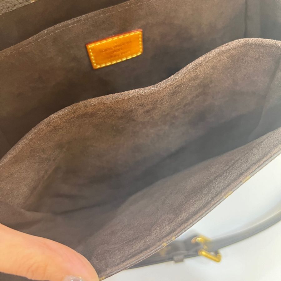 LOUIS VUITTON Pochette Metis 老花郵差兩用包 M44875-21