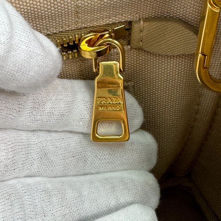 Prada Canapa Handbag in Brown 帆布袋-18