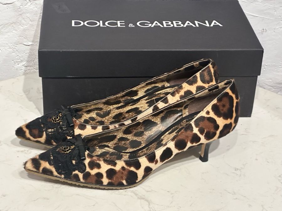D&G 豹紋低跟尖頭鞋-3
