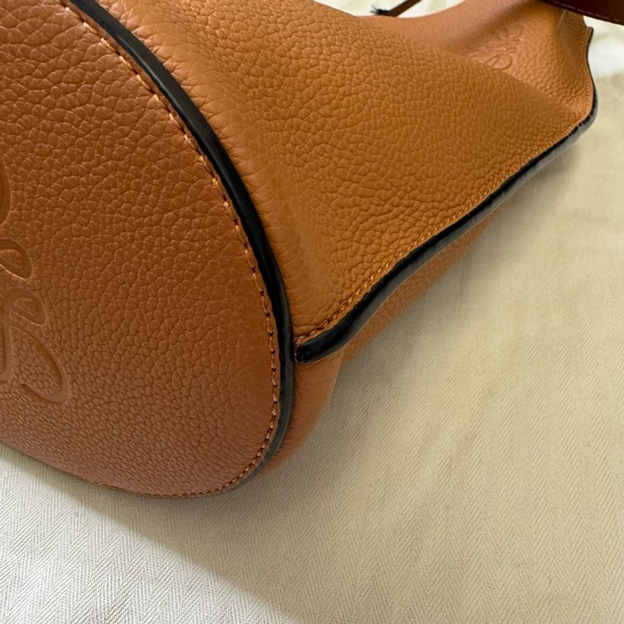 LOEWE Gate Bucket 水桶包-20