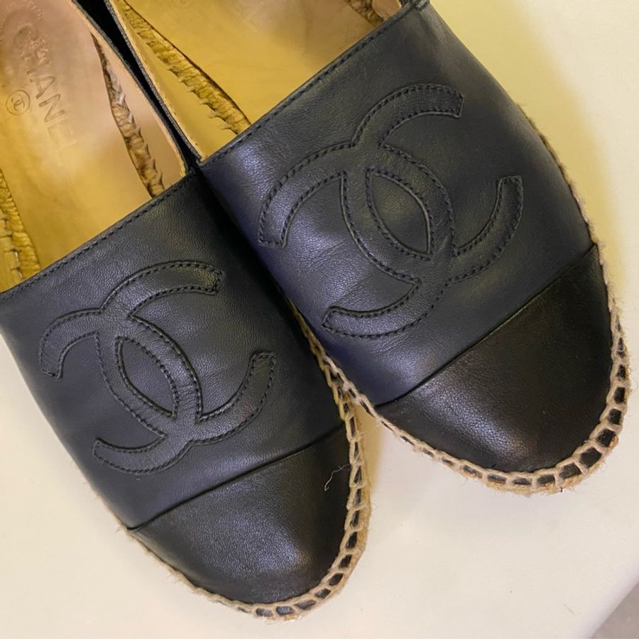 二手 整體穿上如新 鞋底 明顯使用痕跡 38 Chanel 黑 深藍 Espadrilles 平底鞋 鉛筆鞋 小羊皮 真皮 23.5~24.5參考明顯-3