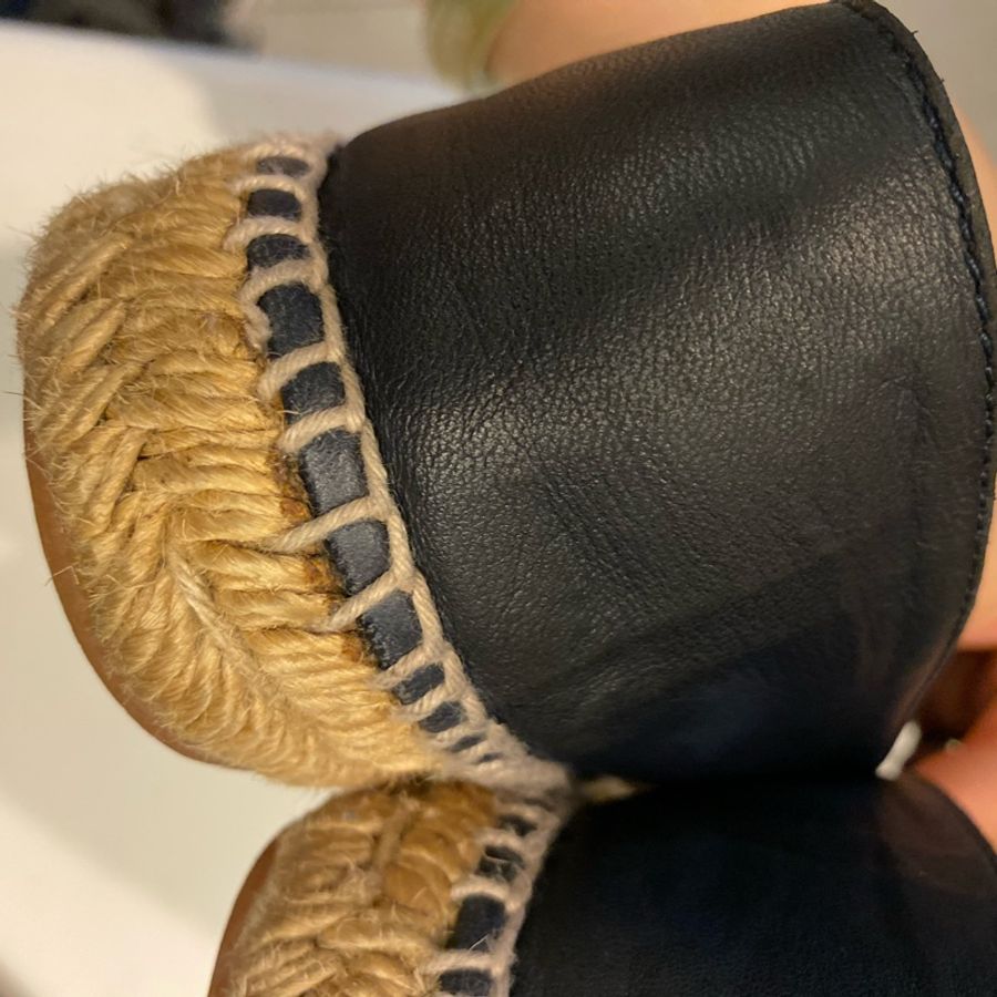 二手 整體穿上如新 鞋底 明顯使用痕跡 38 Chanel 黑 深藍 Espadrilles 平底鞋 鉛筆鞋 小羊皮 真皮 23.5~24.5參考明顯-20