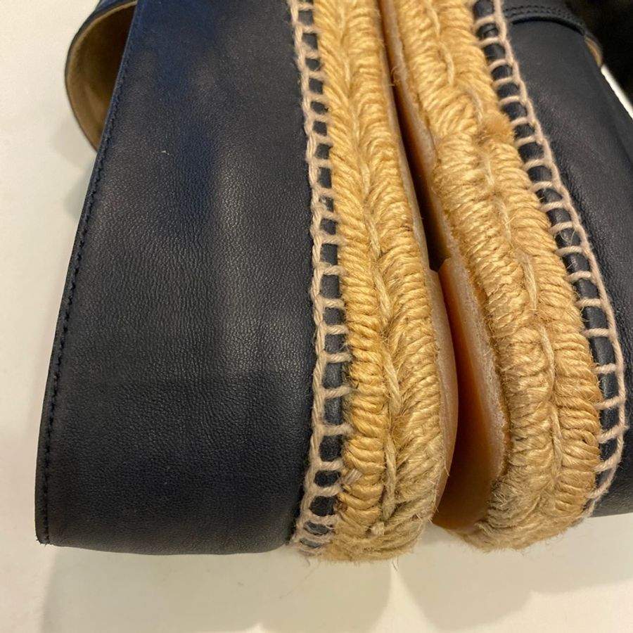 二手 整體穿上如新 鞋底 明顯使用痕跡 38 Chanel 黑 深藍 Espadrilles 平底鞋 鉛筆鞋 小羊皮 真皮 23.5~24.5參考明顯-33