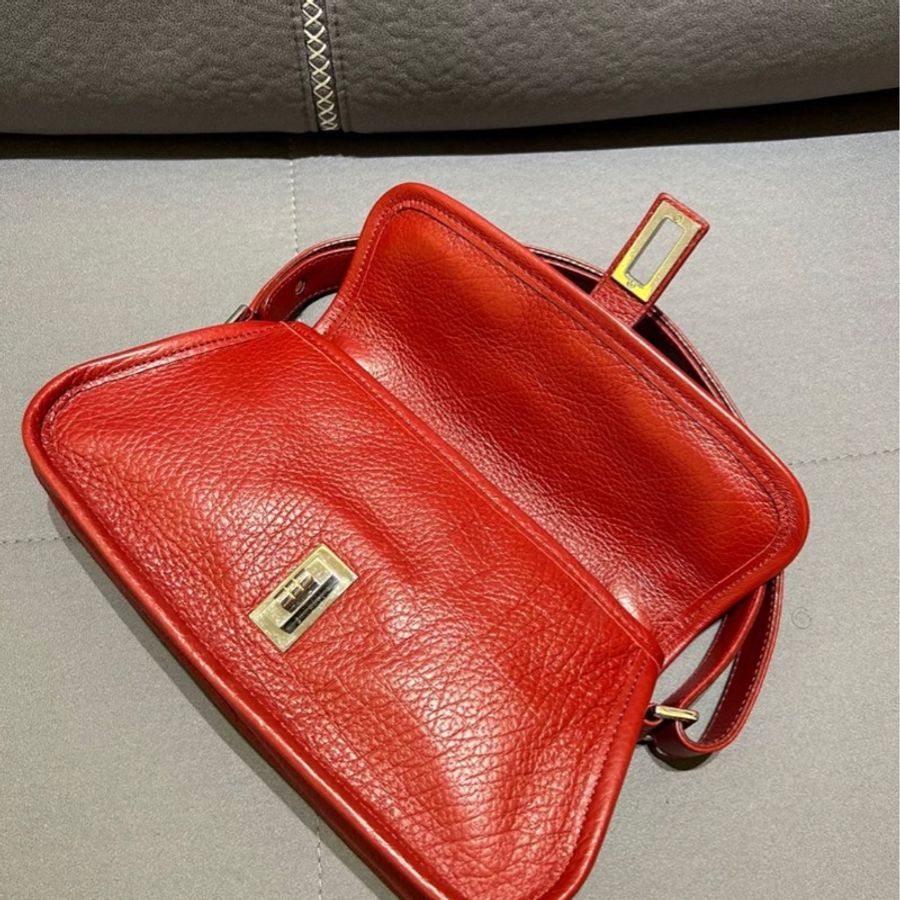 Chanel hobo bag in red-6