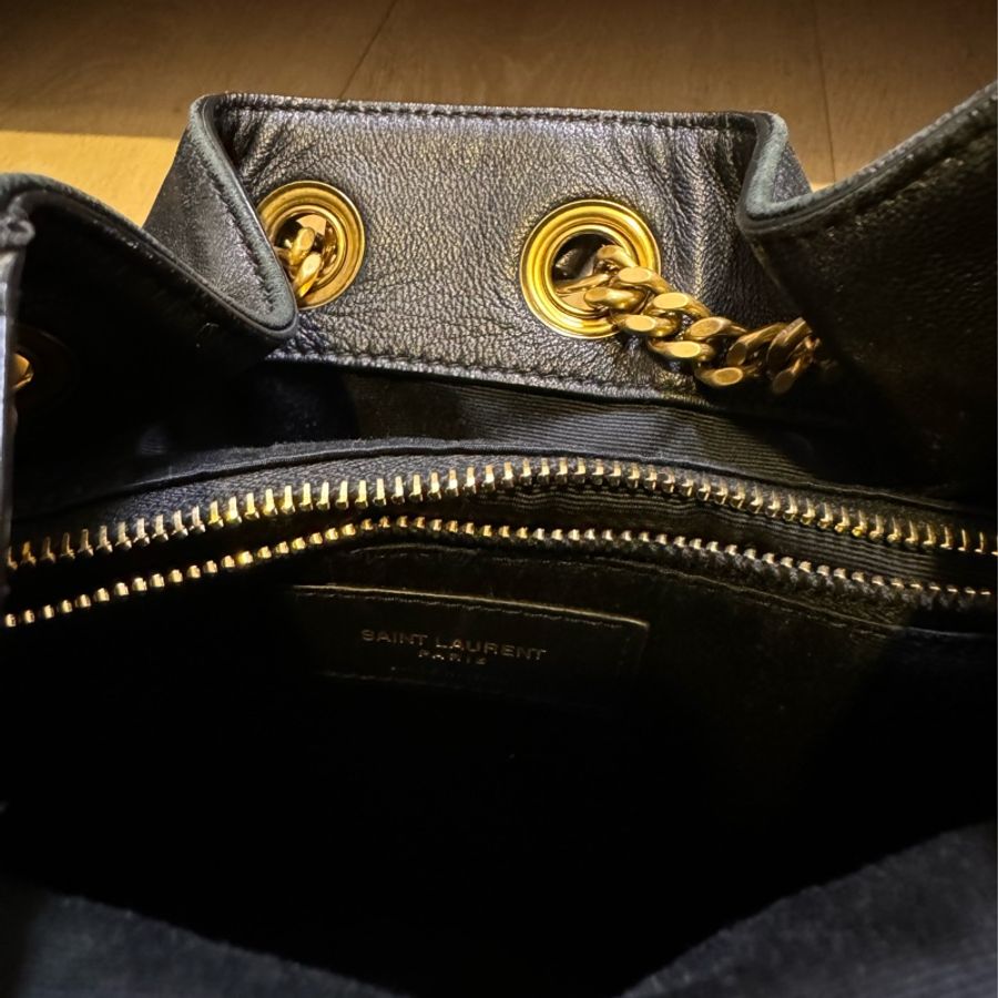 Saint Laurent 小羊皮後背包-24