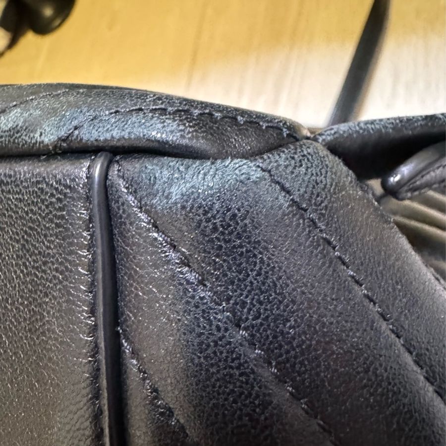 Saint Laurent 小羊皮後背包-37