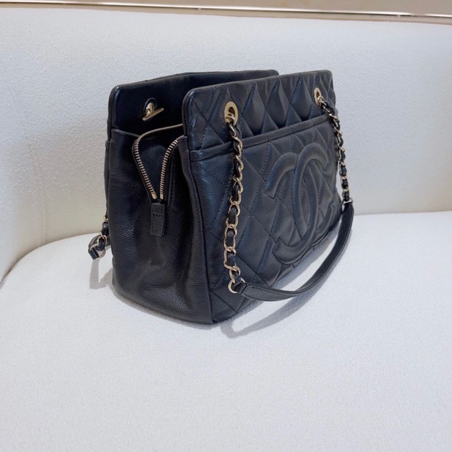 Chanel 黑金荔枝皮托特-2