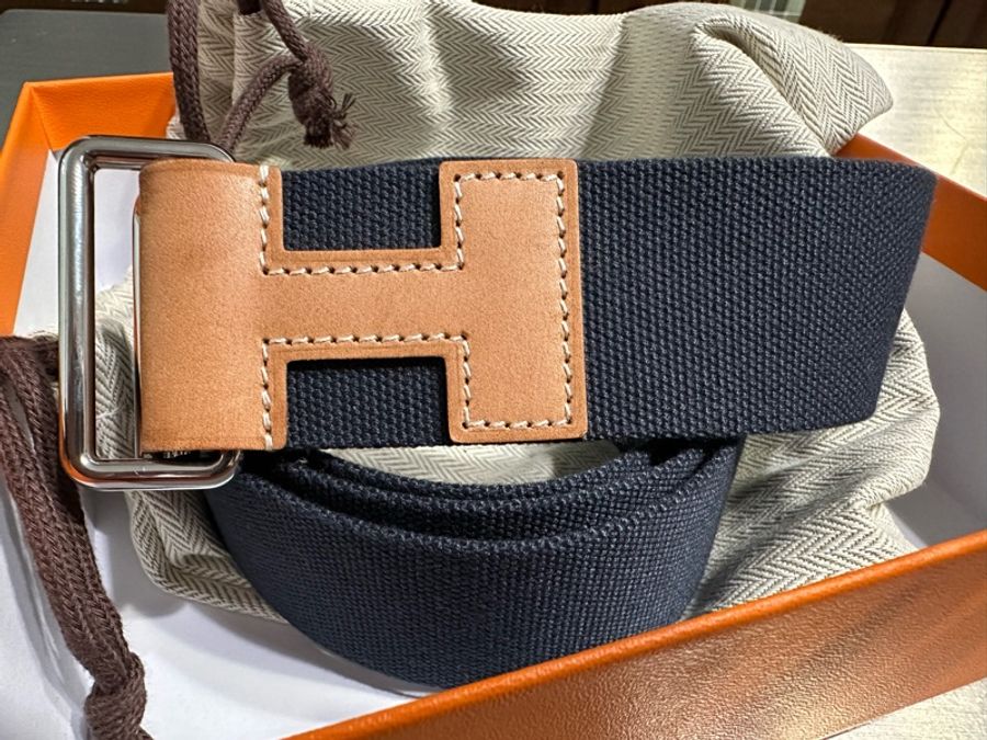 Hermes 稀有深藍色帆布皮帶 L-0