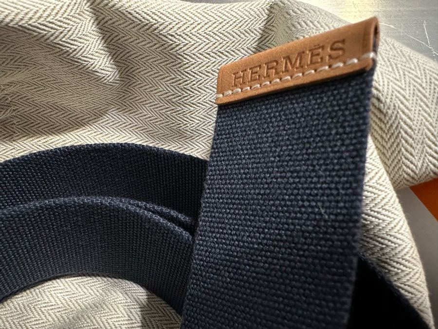 Hermes 稀有深藍色帆布皮帶 L-2