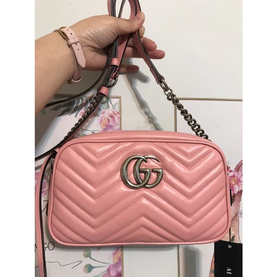 GUCCI GG Marmont 山型紋絎縫相機包(粉/24cm) 全新(不可議)-0