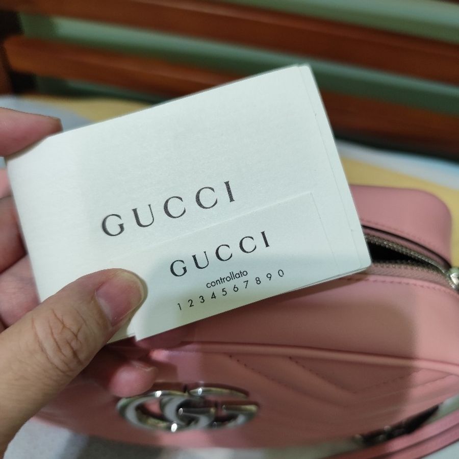 GUCCI GG Marmont 山型紋絎縫相機包(粉/24cm) 全新(不可議)-4