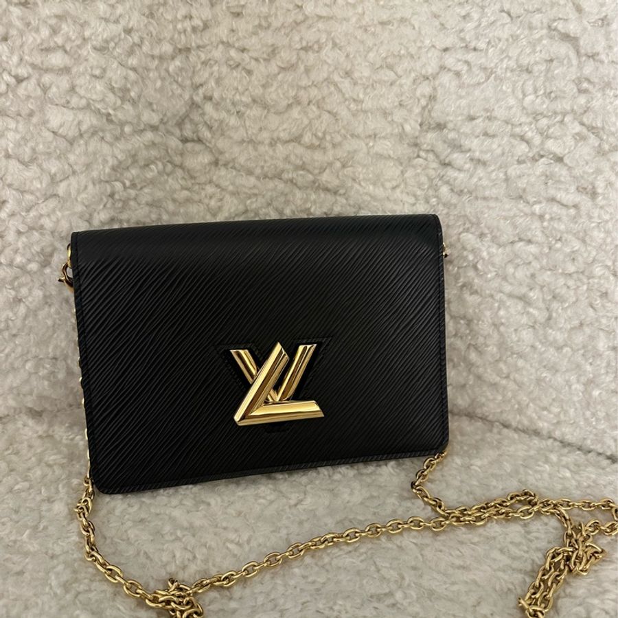 Louis Vuitton Twist 腰帶鏈帶隨身包 水波紋-0