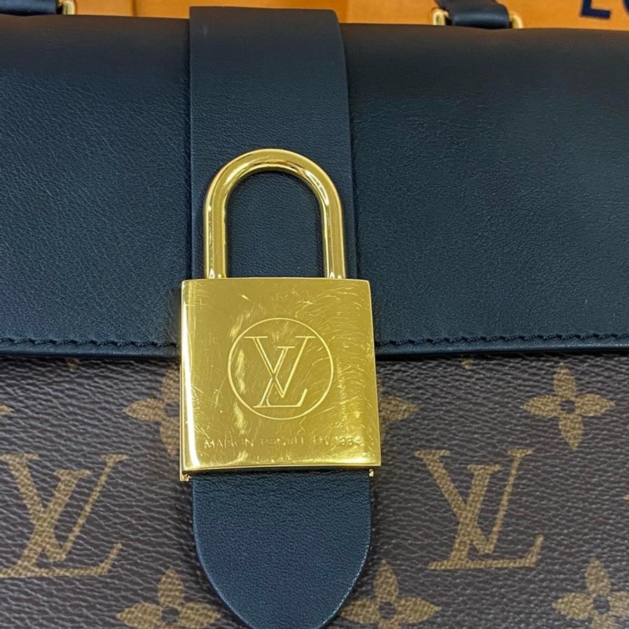 LV M44141 Locky BB鎖頭斜揹包-31