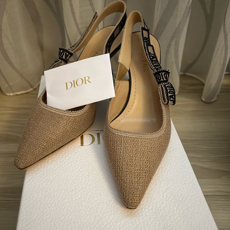 Dior J’Adior 限定款 裸黑配色低跟鞋-2