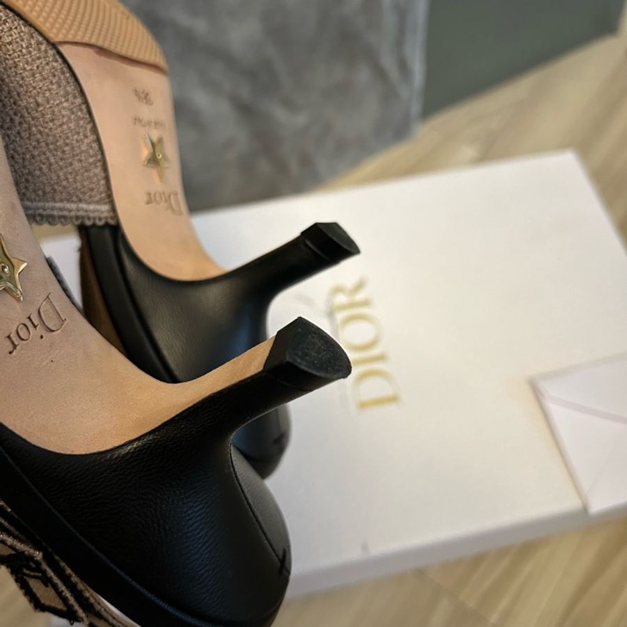 Dior J’Adior 限定款 裸黑配色低跟鞋-13