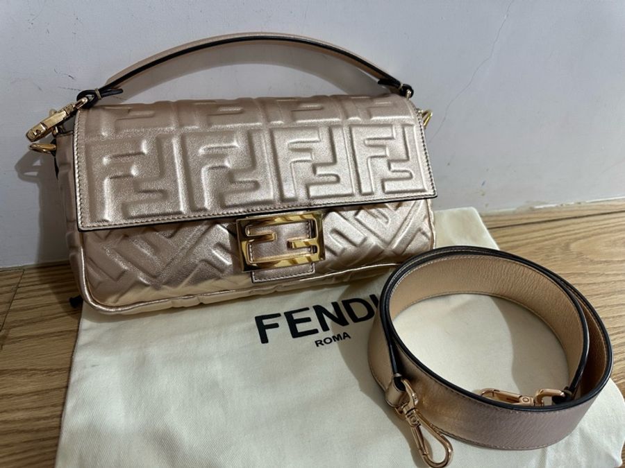 Fendi Baguette-0
