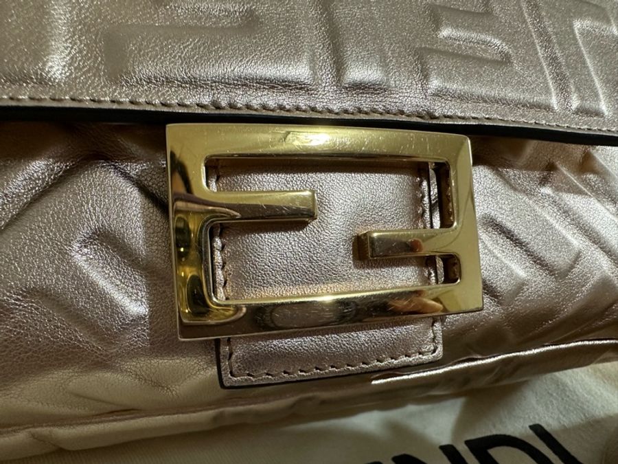 Fendi Baguette-3