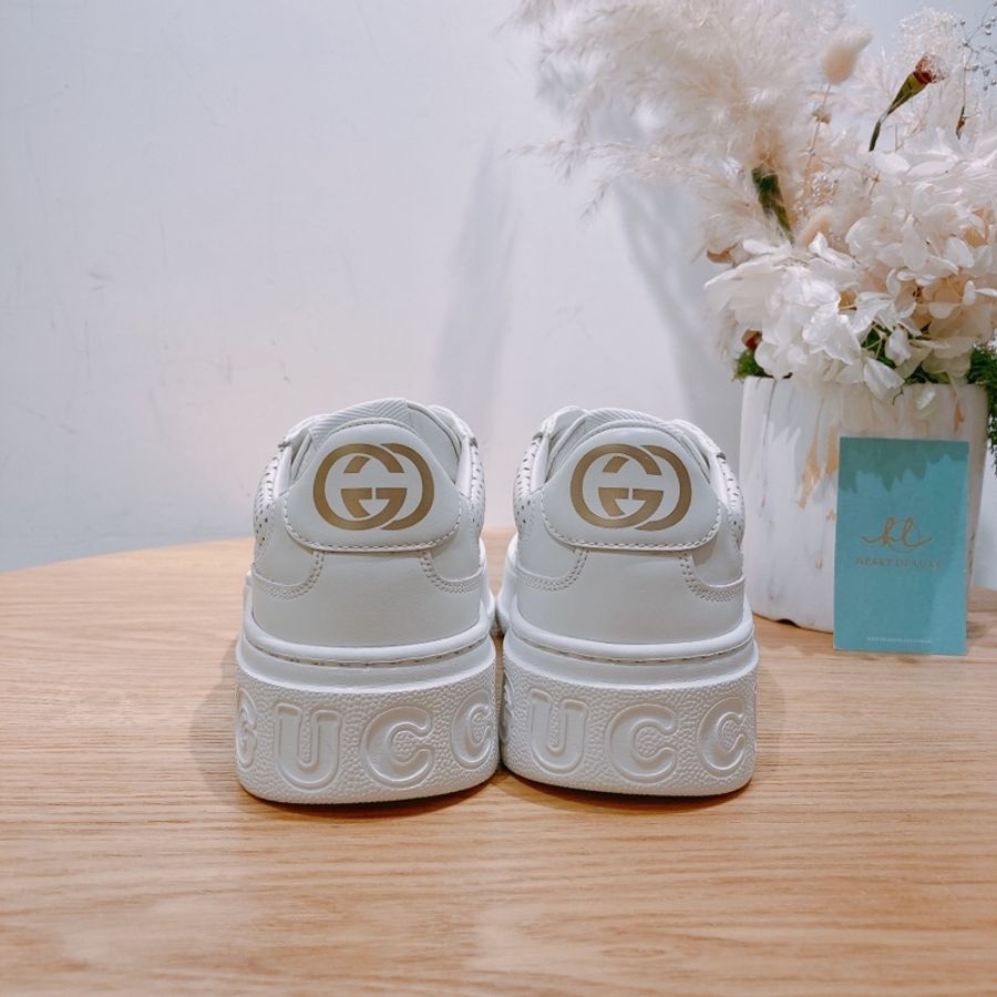 GUCCI 古馳經典大花紋女裝全白色皮款休閒波鞋WOMEN GG EMBOSSED SNEAKER LEATHER-4