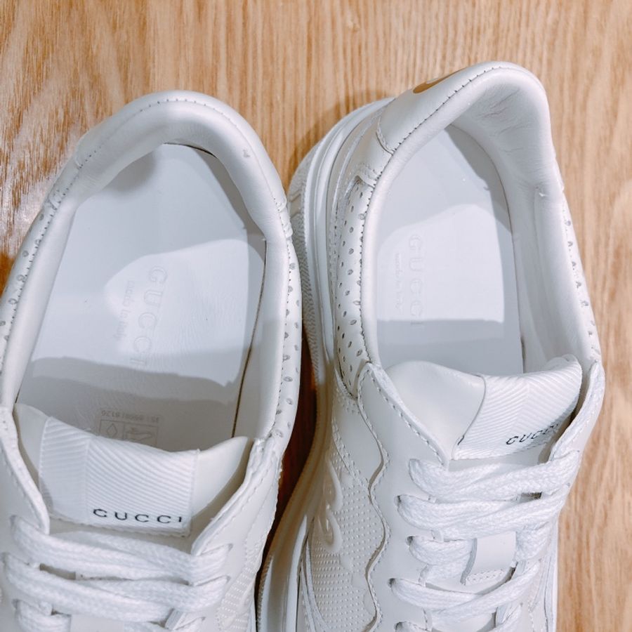 GUCCI 古馳經典大花紋女裝全白色皮款休閒波鞋WOMEN GG EMBOSSED SNEAKER LEATHER-6