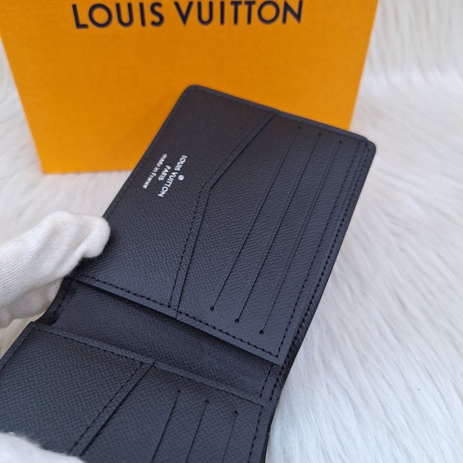 LV M30539 黑 TAIGA 全皮 荔枝皮 信用卡夾/ 名片夾/男短皮夾-10