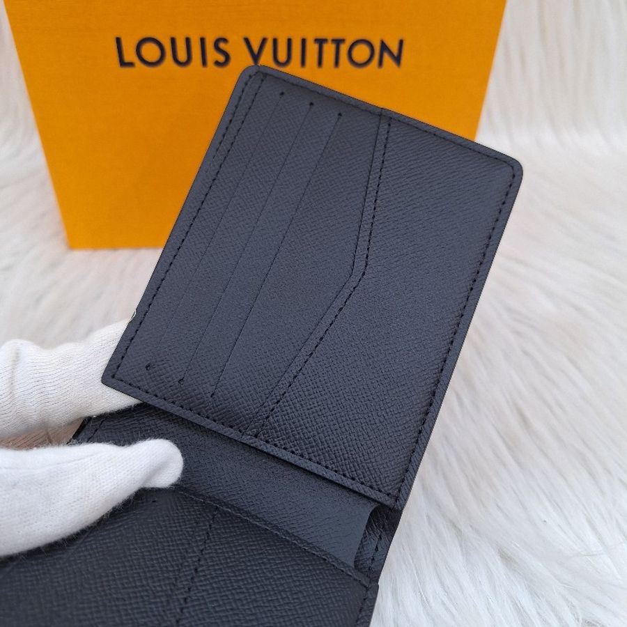LV M30539 黑 TAIGA 全皮 荔枝皮 信用卡夾/ 名片夾/男短皮夾-11