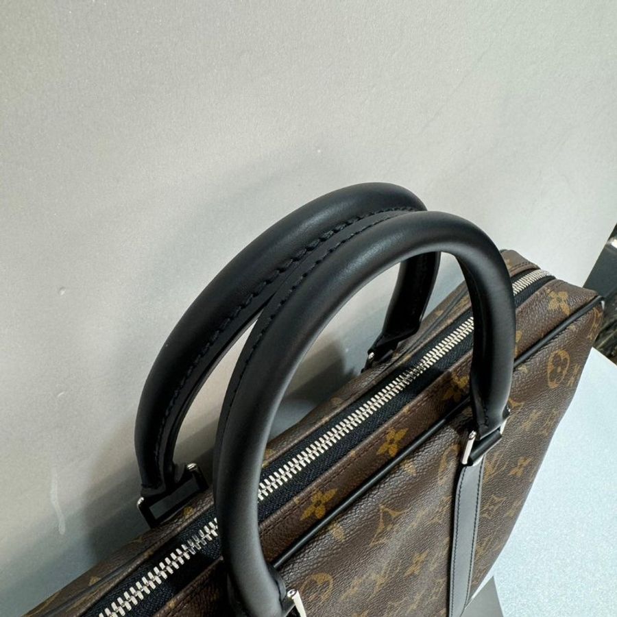 LV 手提包/肩背包/側背包/公事包 M52005 閒置未使用-13