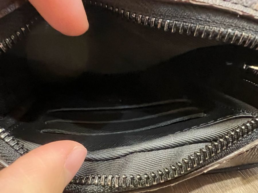 LV M69404 原花 老花 黑釦 Christopher 隨身包 隨身錢包 小包 斜背包 郵差包 肩背包-22